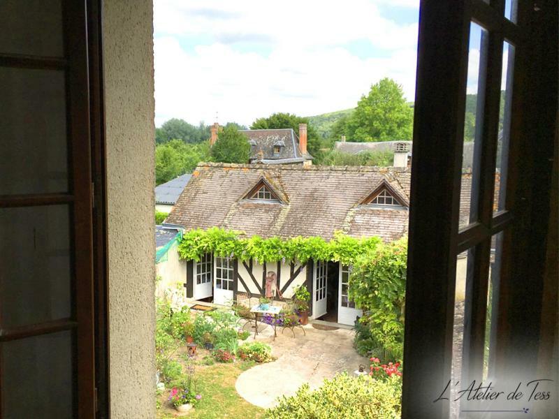 Bed and Breakfast L'Atelier de Tess Le Bec-Hellouin Exterior foto